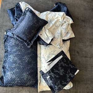 Guess Home Bedding Queen Duvet Blue Oriental Floral Shams Pillowcases - 7 Pc Set